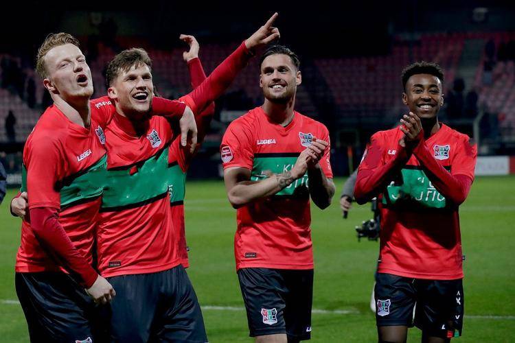 部承受了经 部承受了经