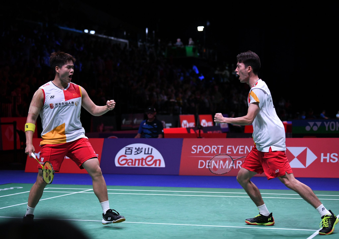 城走出低谷 城走出低谷